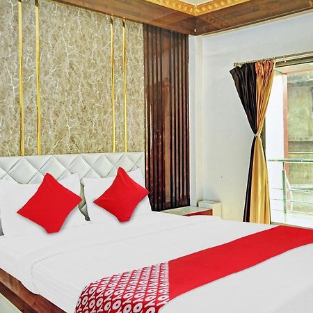 Hotel O Om Shanti Inn Kalkuta Zewnętrze zdjęcie
